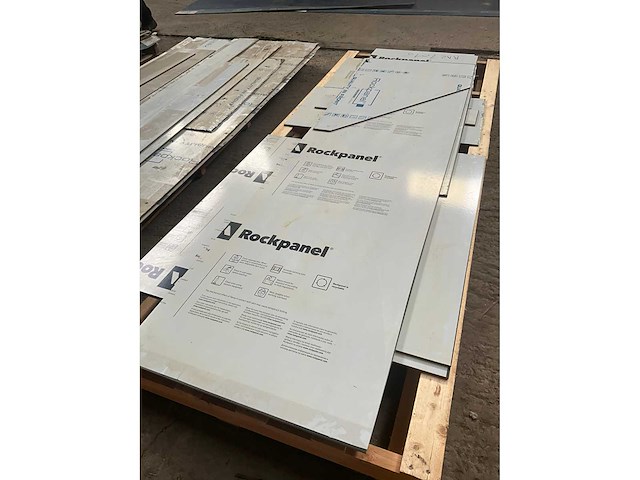 Partij diverse ral 7016 rockpanel platen - afbeelding 4 van  5