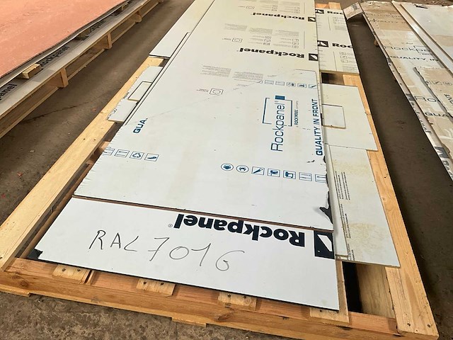 Partij diverse ral 7016 rockpanel platen - afbeelding 5 van  5