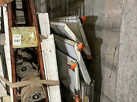 Partij diverse ramen en deuren - afbeelding 2 van  4