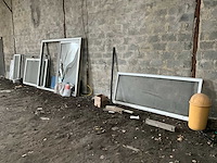 Partij diverse ramen en deuren - afbeelding 4 van  4