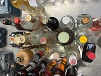 Partij diverse reeds aangesproken geestrijke dranken - afbeelding 7 van  7