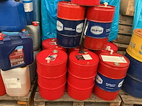 Partij diverse restanten smeermiddelen(9x) - afbeelding 1 van  4