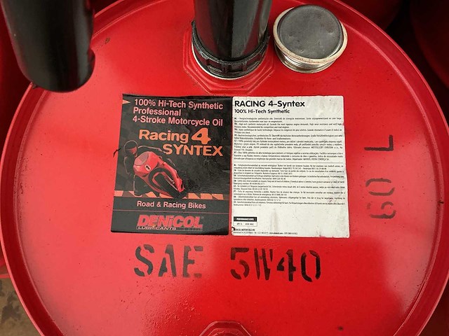 Partij diverse restanten smeermiddelen(9x) - afbeelding 3 van  4