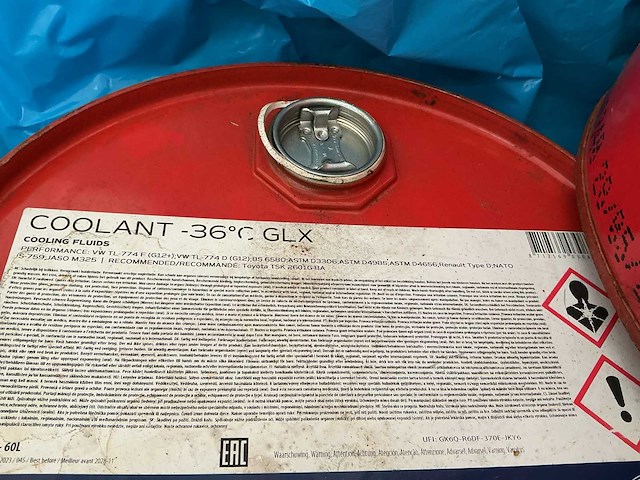 Partij diverse restanten smeermiddelen(9x) - afbeelding 4 van  4