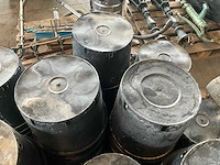 Partij diverse ronde pvc potten voor tuinbouw (175x) - afbeelding 9 van  11