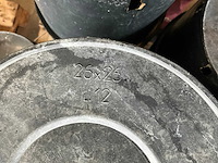 Partij diverse ronde pvc potten voor tuinbouw (175x) - afbeelding 10 van  11