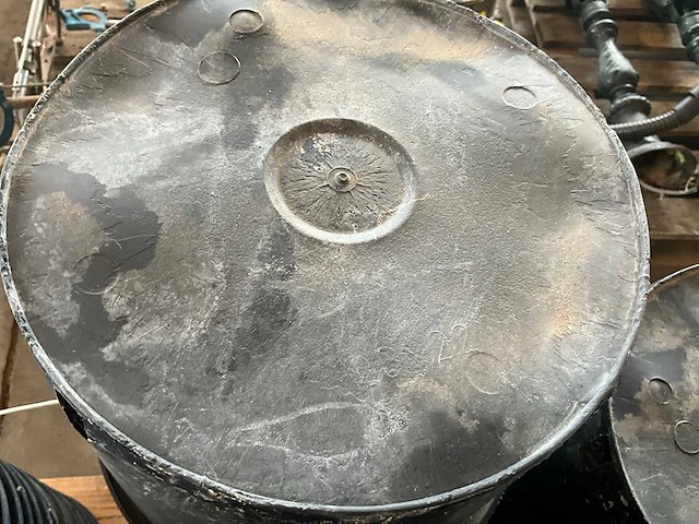 Partij diverse ronde pvc potten voor tuinbouw (175x) - afbeelding 11 van  11