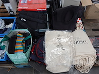 Partij diverse rugzakken + tassen - afbeelding 1 van  9