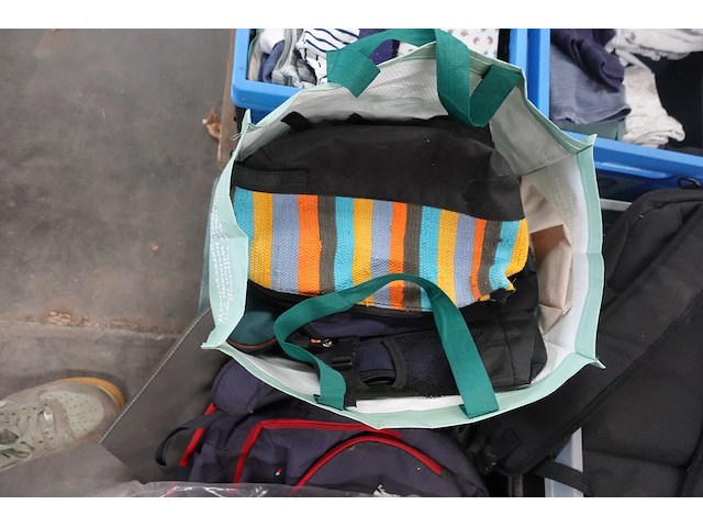 Partij diverse rugzakken + tassen - afbeelding 6 van  9