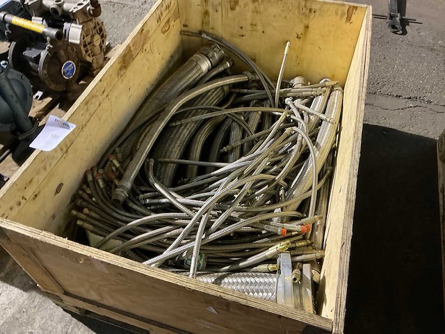 Partij diverse rvs slangen - afbeelding 1 van  4