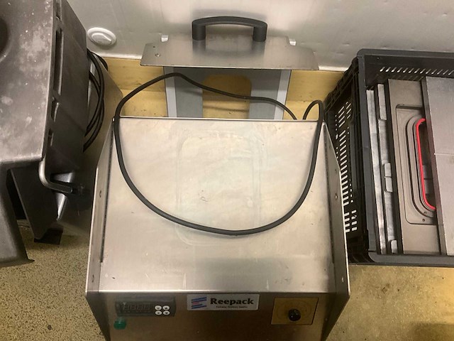 Partij diverse rvs toestellen/machines en toebehoren - afbeelding 13 van  19