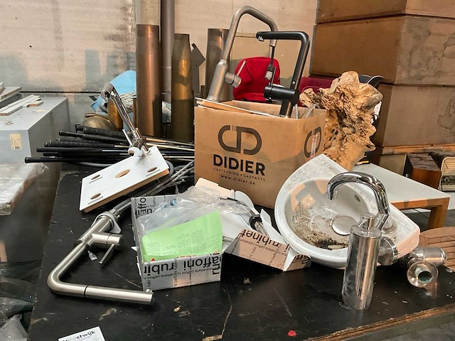 Partij diverse sanitair en verlichting - afbeelding 3 van  6