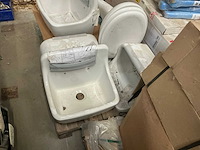 Partij diverse sanitaire benodigdheden - afbeelding 2 van  6