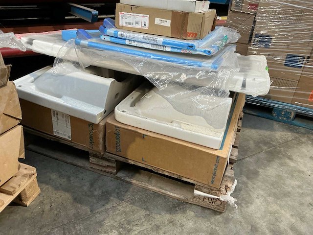 Partij diverse sanitaire benodigdheden - afbeelding 3 van  4