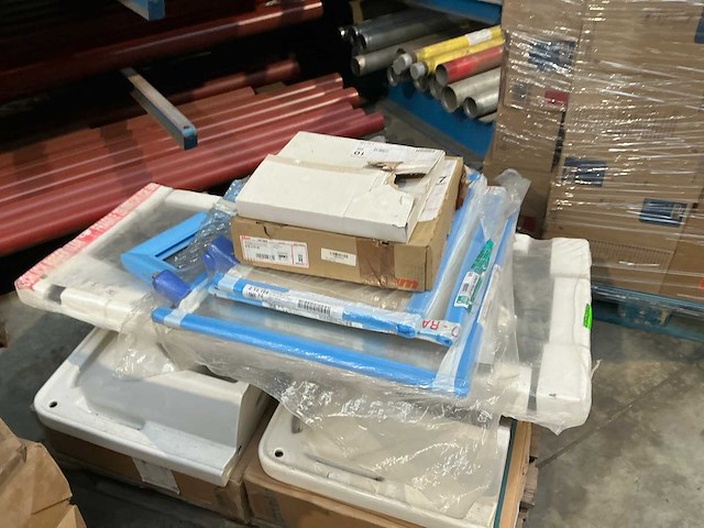 Partij diverse sanitaire benodigdheden - afbeelding 4 van  4