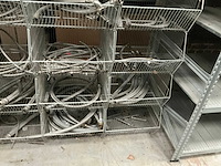 Partij diverse sanitaire flexibele slangen - afbeelding 2 van  6