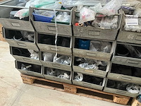 Partij diverse sanitaire installatiematerialen - afbeelding 7 van  7