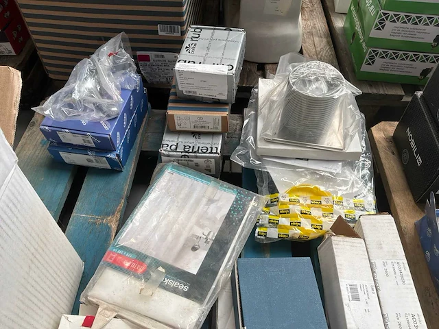 Partij diverse sanitaire onderdelen - afbeelding 6 van  9