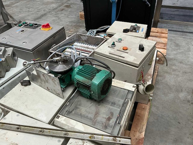 Partij diverse schakelkasten - afbeelding 10 van  11