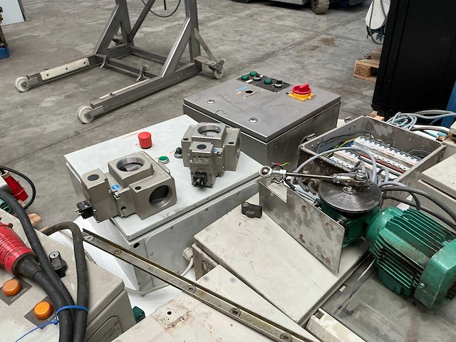 Partij diverse schakelkasten - afbeelding 11 van  11