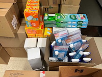 Partij diverse schoonmaakmiddelen en materialen schoonmaakmiddel - afbeelding 13 van  19