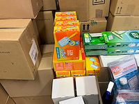 Partij diverse schoonmaakmiddelen en materialen schoonmaakmiddel - afbeelding 19 van  19