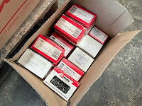 Partij diverse schroeven en pluggen - afbeelding 9 van  17