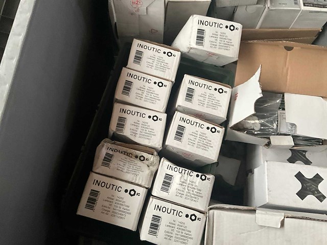 Partij diverse schroeven inoutic en spax (12775 stuks) - (kp1010) - afbeelding 11 van  11