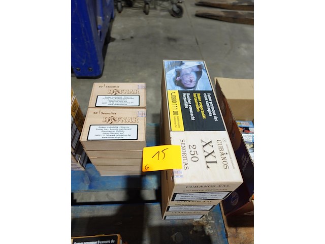 Partij diverse sigaren in kist - afbeelding 2 van  6