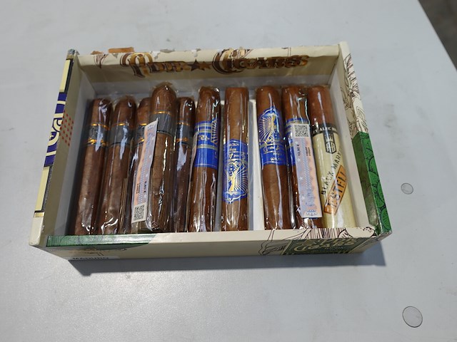 Partij diverse sigaren - afbeelding 20 van  21