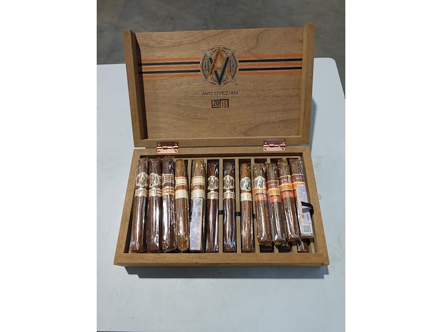 Partij diverse sigaren - afbeelding 3 van  19