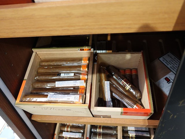 Partij diverse sigaren - afbeelding 5 van  15