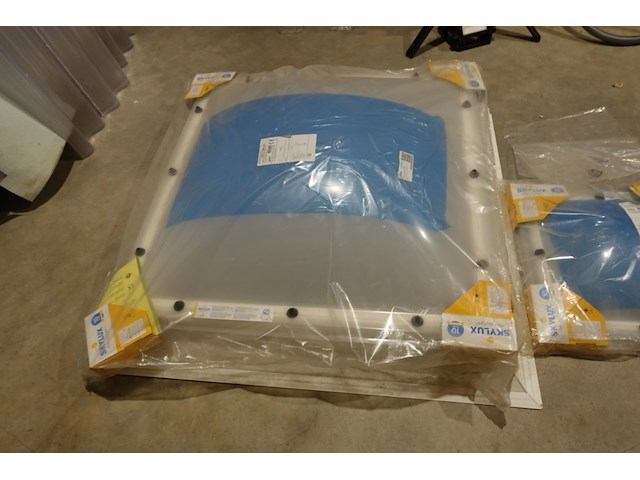 Partij diverse skylux koepels - afbeelding 5 van  6