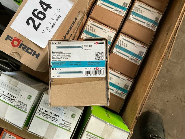 Partij diverse slagpluggen en expressnagels - afbeelding 3 van  9