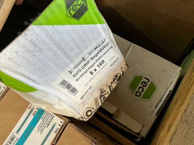 Partij diverse slagpluggen en expressnagels - afbeelding 8 van  9