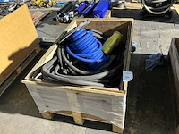 Partij diverse slangen - afbeelding 1 van  5