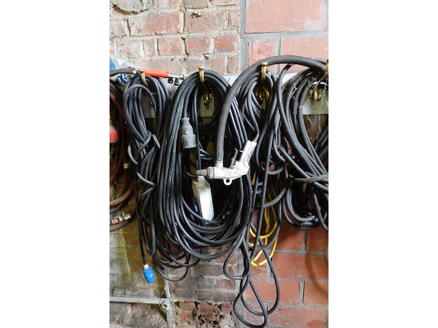 Partij diverse slangen/kabels - afbeelding 3 van  6