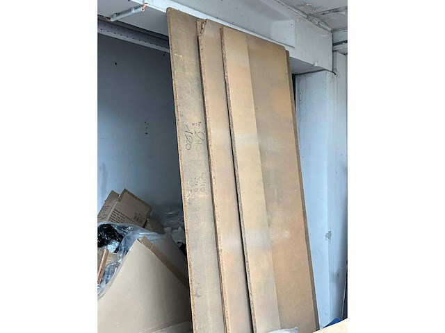 Partij diverse spaanplaat - afbeelding 19 van  19