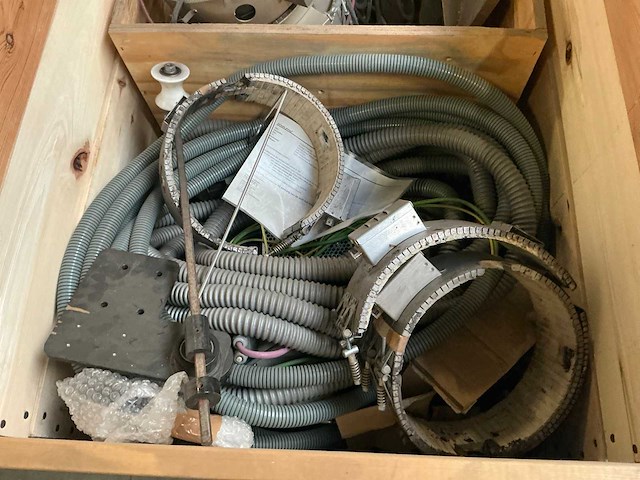 Partij diverse spare parts - afbeelding 3 van  15