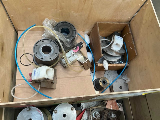 Partij diverse spare parts - afbeelding 11 van  15