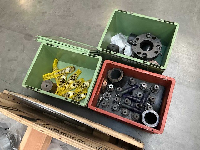 Partij diverse spare parts - afbeelding 13 van  15