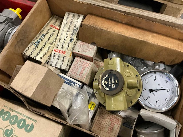 Partij diverse spare parts - afbeelding 3 van  7