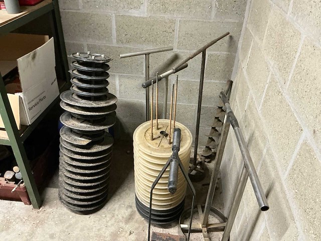 Partij diverse spare parts - afbeelding 2 van  9