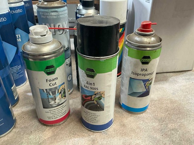 Partij diverse spuitbussen - afbeelding 2 van  3