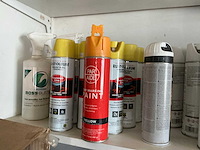 Partij diverse spuitbussen - afbeelding 1 van  3