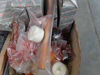 Partij diverse staalborstels en staalwol en toebehoren facom - afbeelding 5 van  7