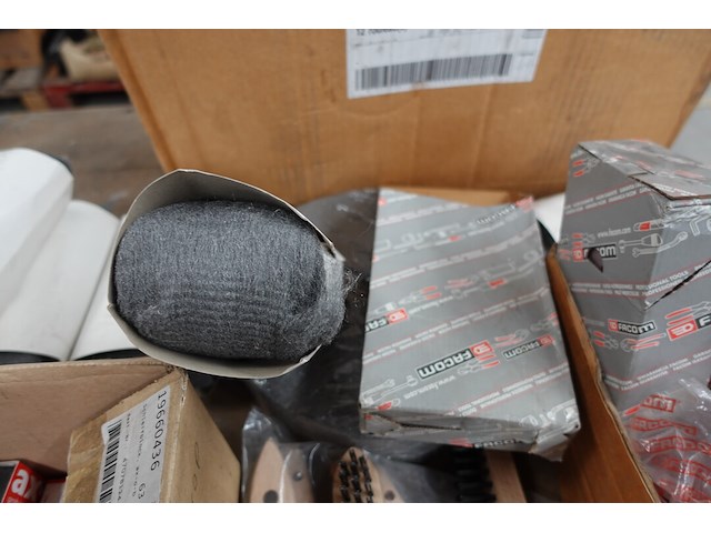 Partij diverse staalborstels en staalwol en toebehoren facom - afbeelding 6 van  7