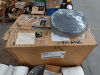 Partij diverse staalborstels en staalwol en toebehoren facom - afbeelding 7 van  7