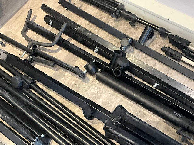 Partij diverse statief & ondersteuning - afbeelding 2 van  3