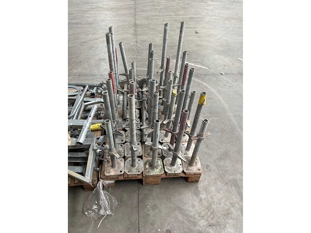 Partij diverse steigeronderdelen (55x) - afbeelding 7 van  8